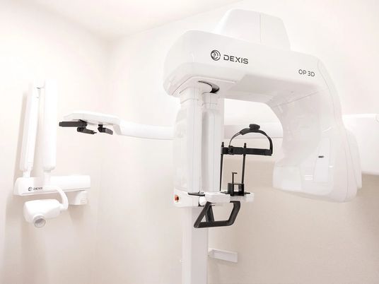 歯科用機器のある室内  