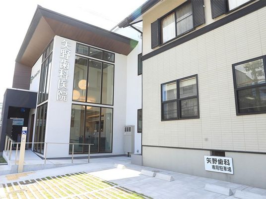 医院の外観  