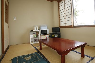 落ち着いた和室