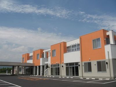低層建物外観