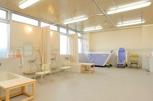 明るい浴室の様子