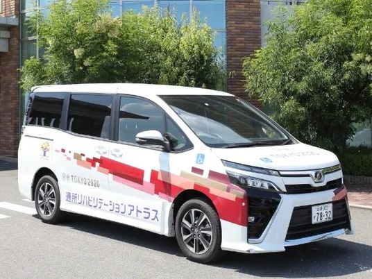 送迎車の外観  