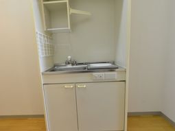 清潔なミニキッチン