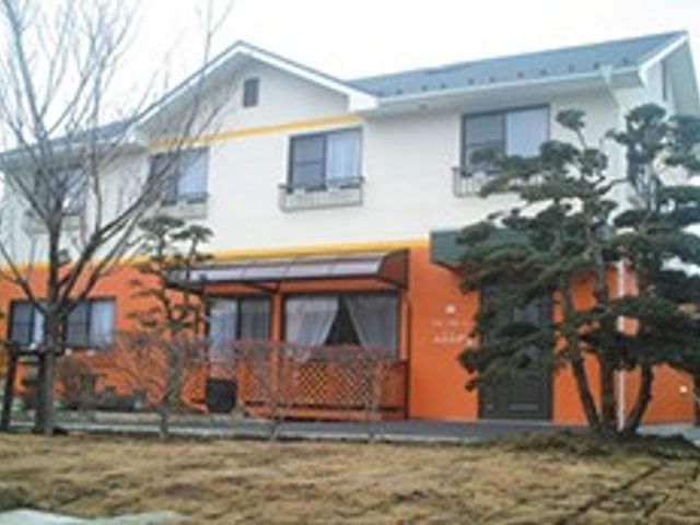 落ち着いた外観の建物 外観 心安らぐ環境が自慢の私たちの施設で、共に働きませんか。