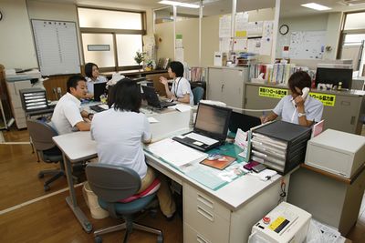 スタッフの様子オフィス