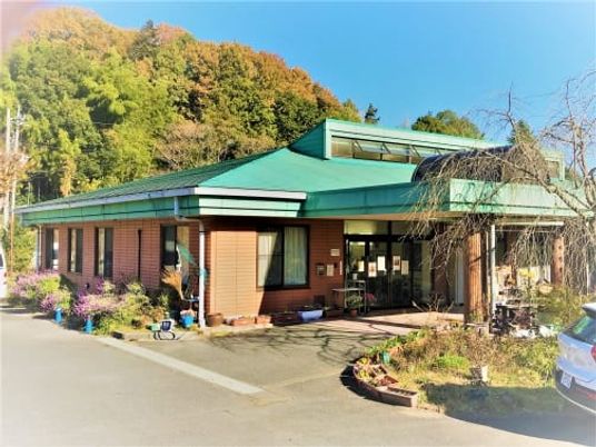 緑屋根の外観  