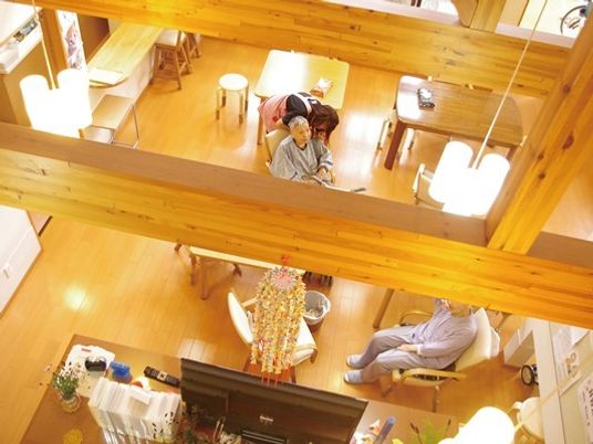 暖かい雰囲気の居室