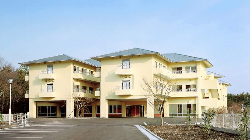 介護老人保健施設 見龍堂メディケアユニッツの外観