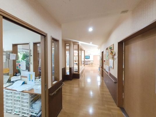 室内の廊下