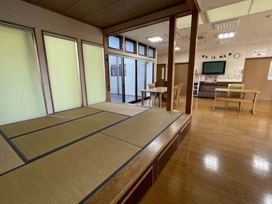 自然光あふれる和室