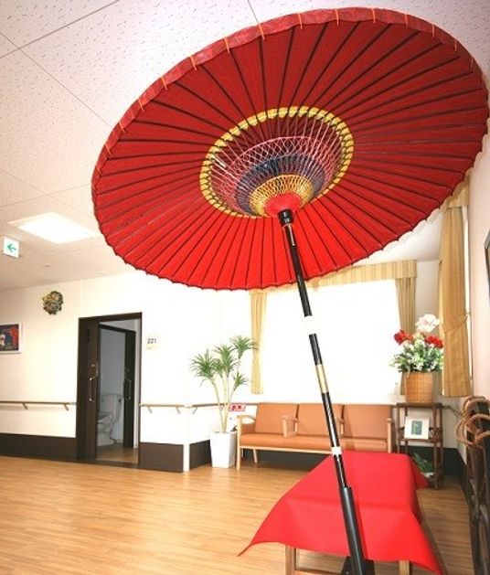 和傘がある廊下