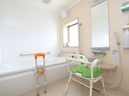 バリアフリー浴室設備