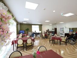 居心地の良い食堂スペース