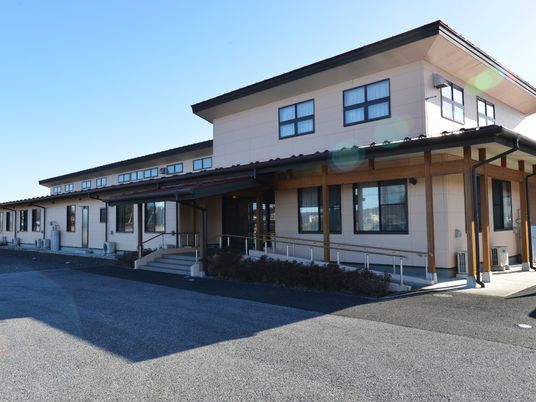 広々とした明るい外観
