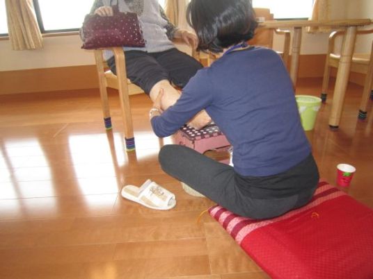 介護の様子の多目的室