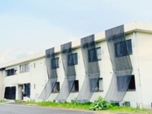 外観の建物正面  