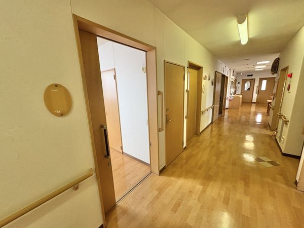 明るい廊下