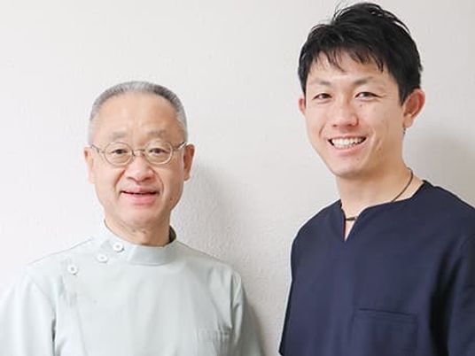 職員と利用者のスタッフイメージ  