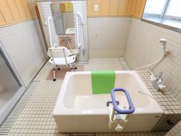 清潔な浴室の設備