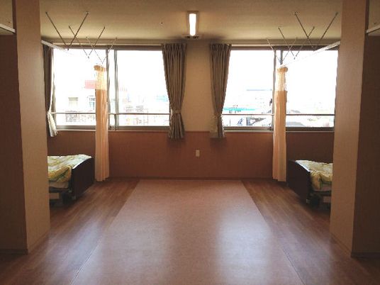 自然光が差し込む居室