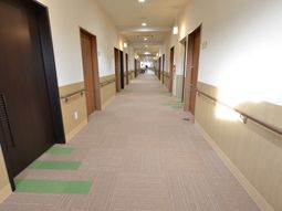 清潔感のある廊下