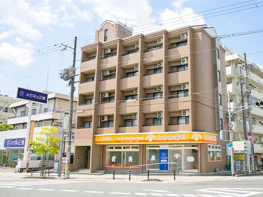 集合住宅の外観  