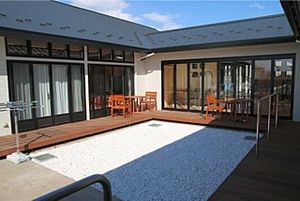 静かな空間の中庭