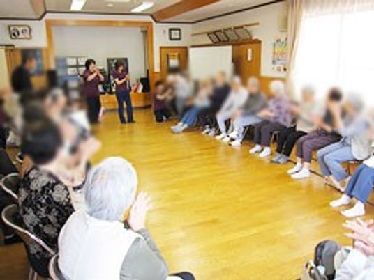 自然光あふれる交流室