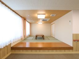 明るい和室の居室