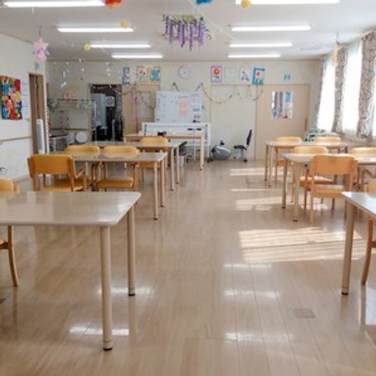 広々としたダイニングルーム