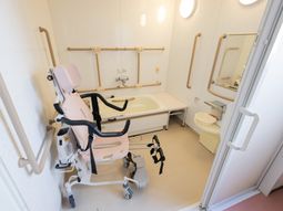介助浴室の設備  