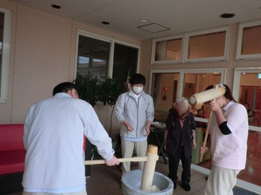 餅つきイベントのロビー