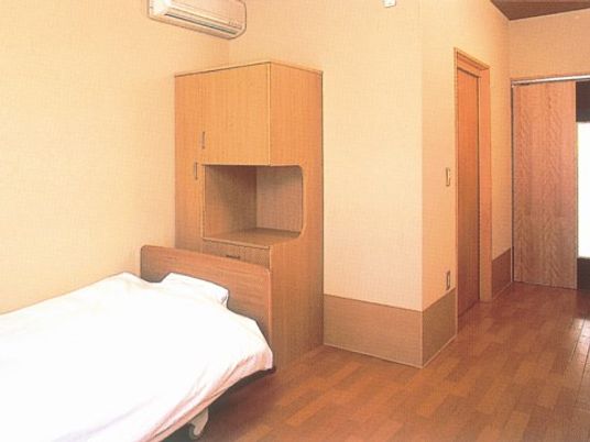 清潔な個室の居室