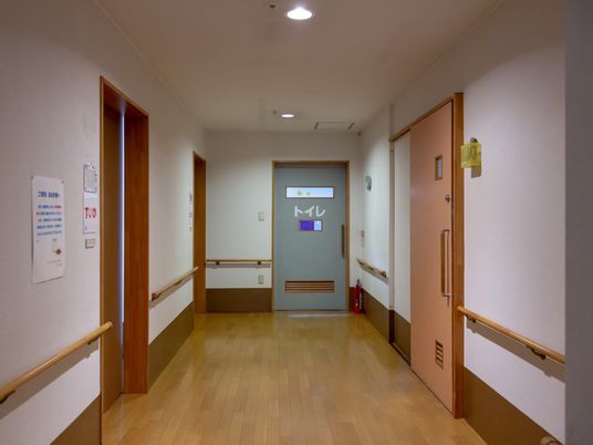 廊下のクリーンなイメージ