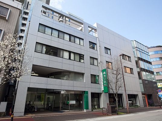 外観の建物正面  
