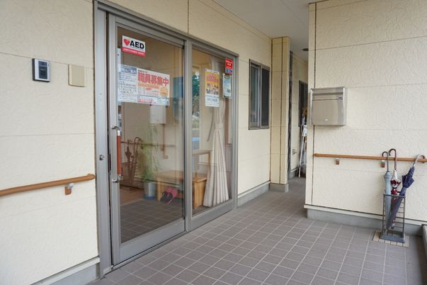 エントランスの外観