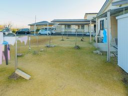 庭付き施設の外観