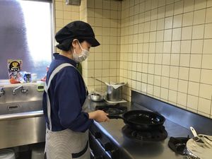 調理風景のスタッフイメージ