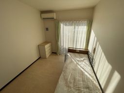 自然光が入る居室