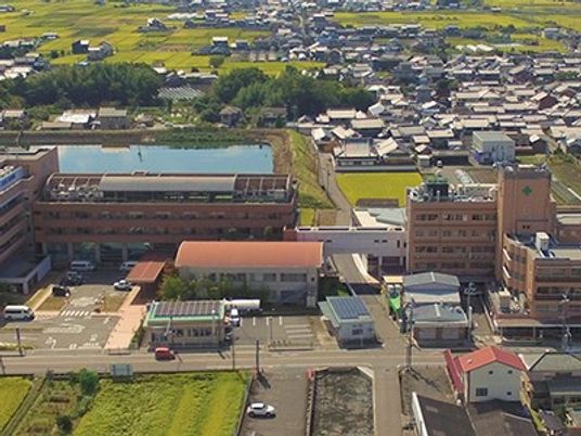 施設外観の全景  
