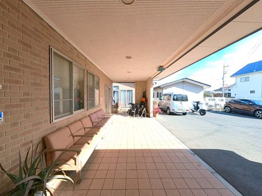 広々としたエントランス