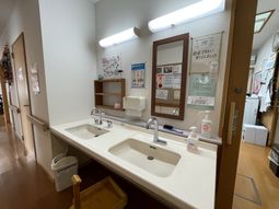 清潔な洗面台
