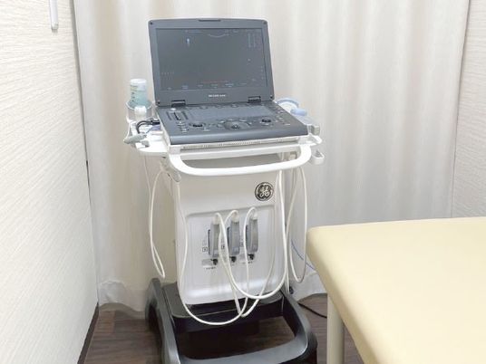機器が置かれた機能訓練室  