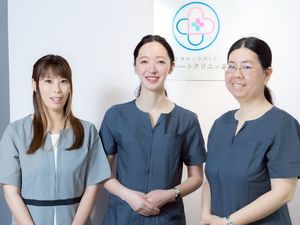 スタッフ3人の集合  