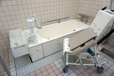広々とした快適浴室