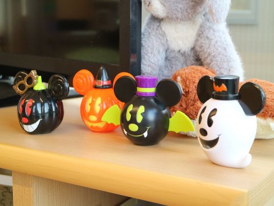 ハロウィン装飾の多目的室
