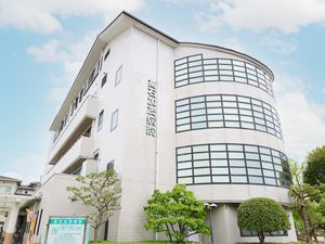 病院の外観  