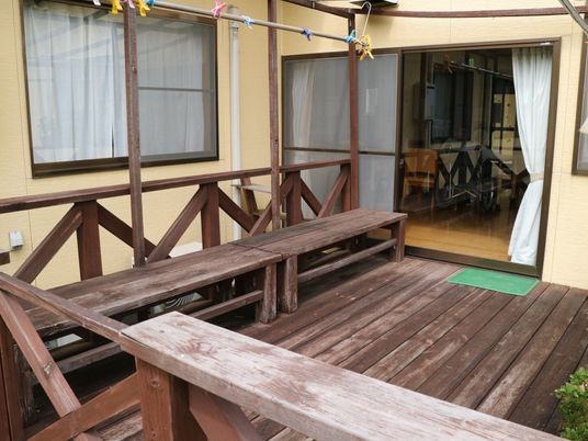 木製のバルコニー