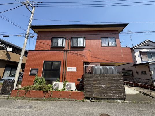 赤レンガの建物