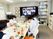 会議する職員の部屋  